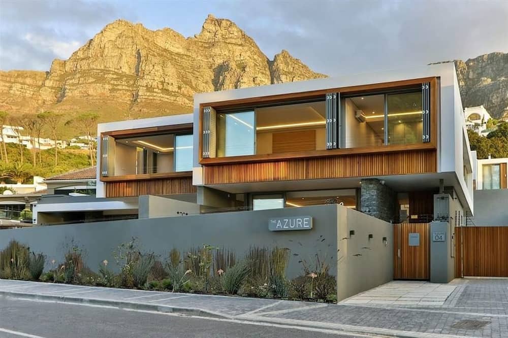 Are houses in South Africa cheap?