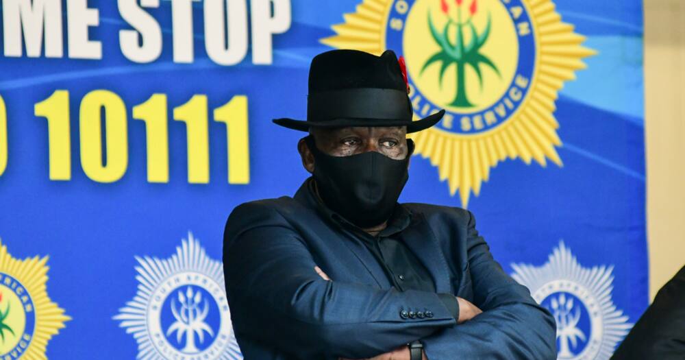 Bheki Cele claims 7 000 arrested for not wearing face masks