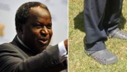 Tito Mboweni proudly shows off his Crocs on Twitter, has SA people living for his “new comfortable shoes”