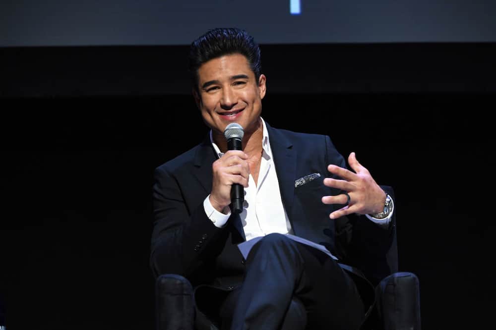 Is Mario Lopez married and have children?