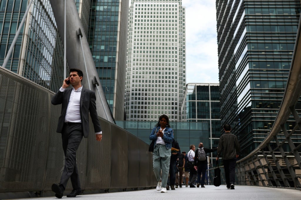 UK top bosses earn 118 times pay of workers: study - Briefly.co.za