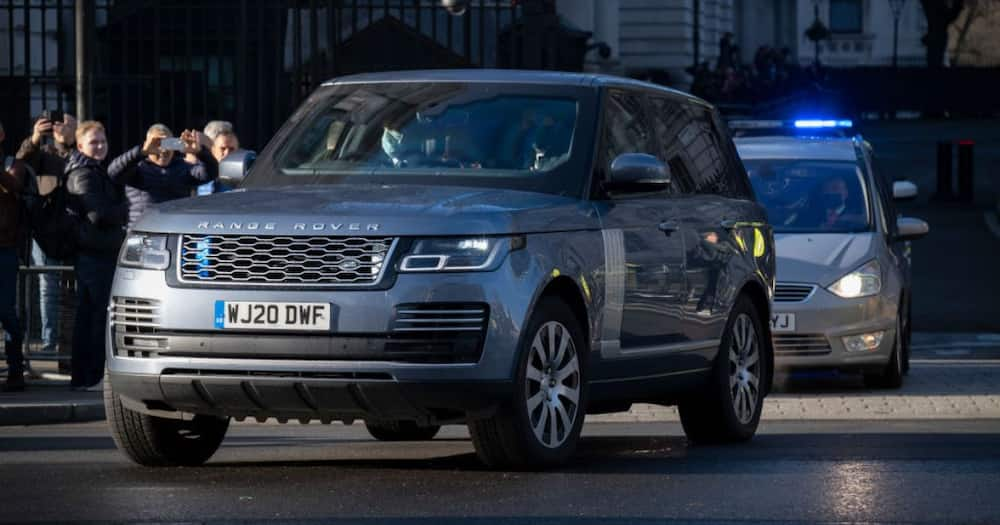 boris johnson, england, prime minister, range rover