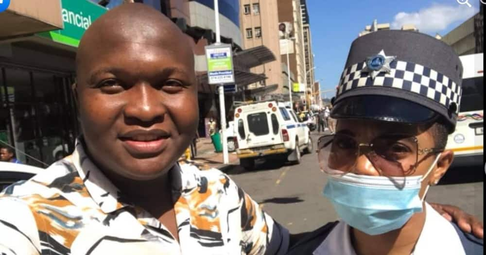 Durban Man Showers Generous Metro Police Officer With Praise Za