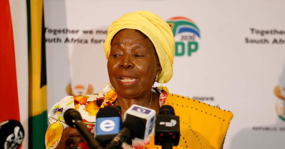 Minister of Cooperative Governance and Traditional Affairs, Dr Nkosazana Dlamini-Zuma on mask regulations regarding children
