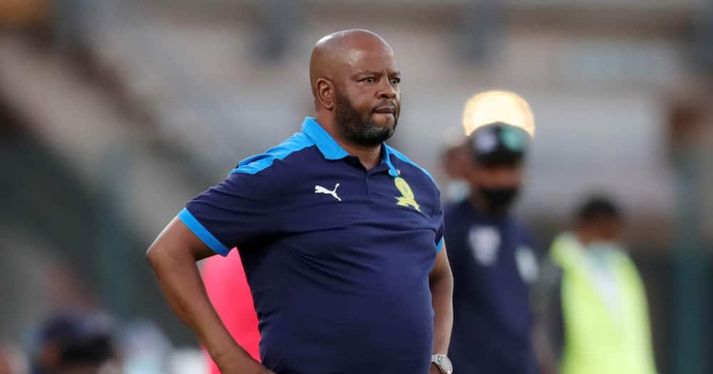 Mamelodi Sundowns, Orlando Pirates, Manqoba Mngqithi, tactics, DStv Premiership