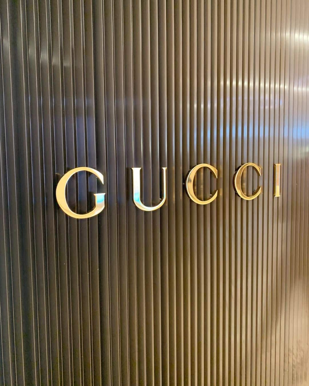 Gucci t shirt outlet price in rands