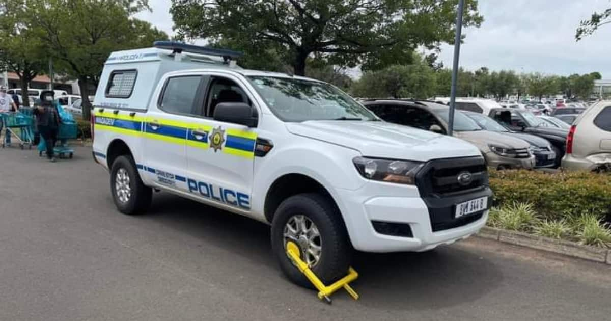 SA Unsure About Police Car Being Clamped, Insane Pic Goes Viral ...