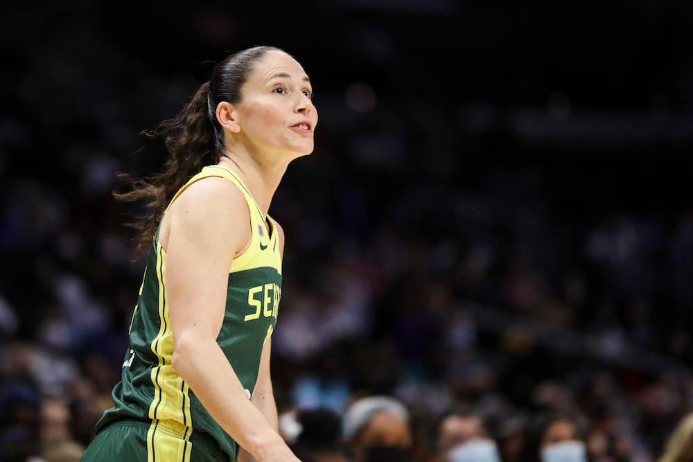what is the average wnba salary