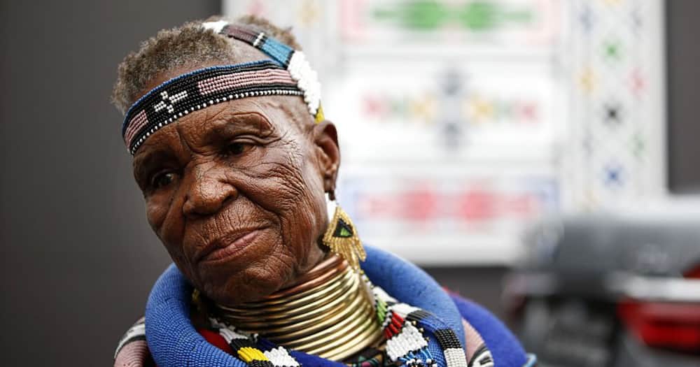 Famed Ndebele Artist Dr Esther Mahlangu, 87, Beaten, Tied Up and Robbed of Firearm, Police on High Alert