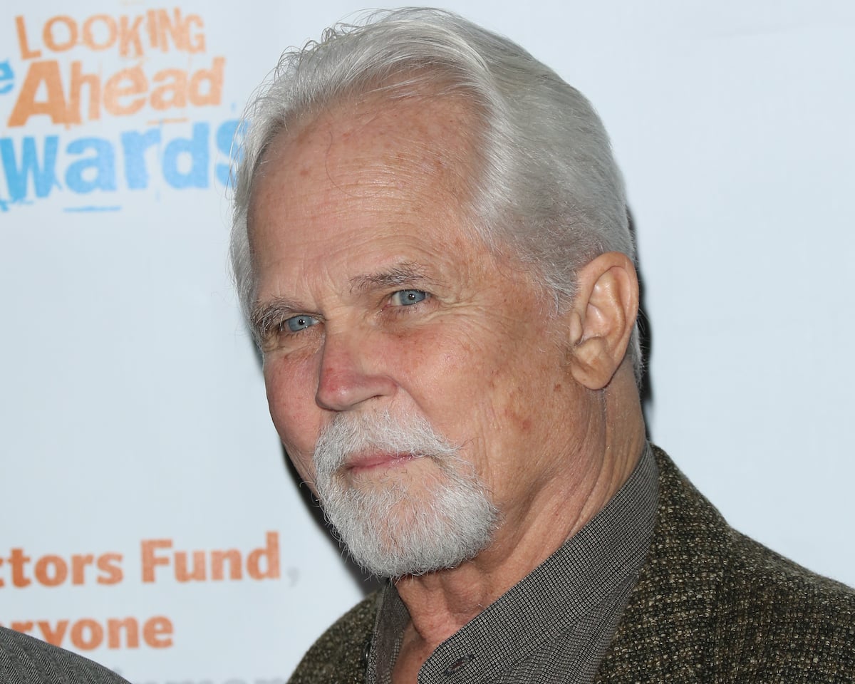 What is Tony Dow s net worth and what are his sources of income