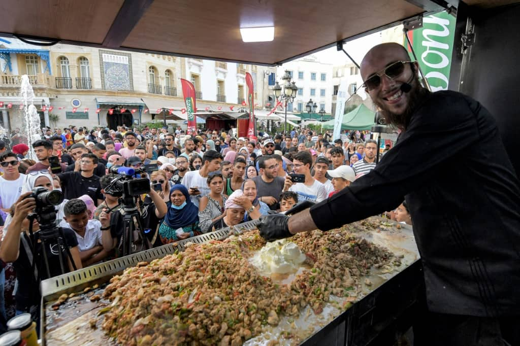 Tunisian street vendor serves success despite bureaucracy Briefly.co.za