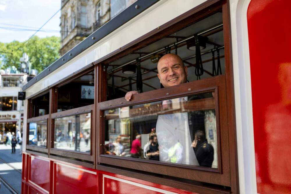 Ali Tugrul Kucukalioglu said that a new tram can run for two days on one battery
