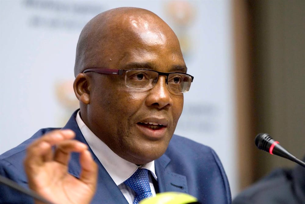 Aaron Motsoaledi bio: age, daughter, wife, Education, qualifications ...