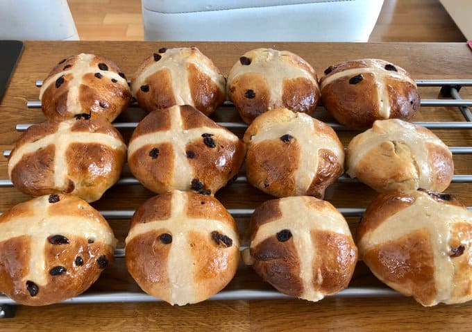 Hot cross buns recipe