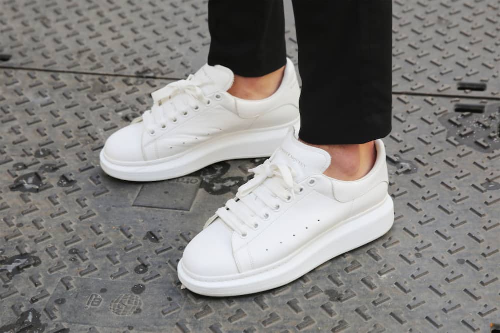 White oversized low-top sneakers