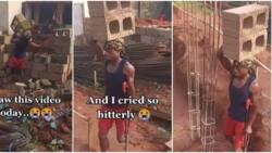 Video of man with 1 leg carrying 2 blocks together at construction site saddens many