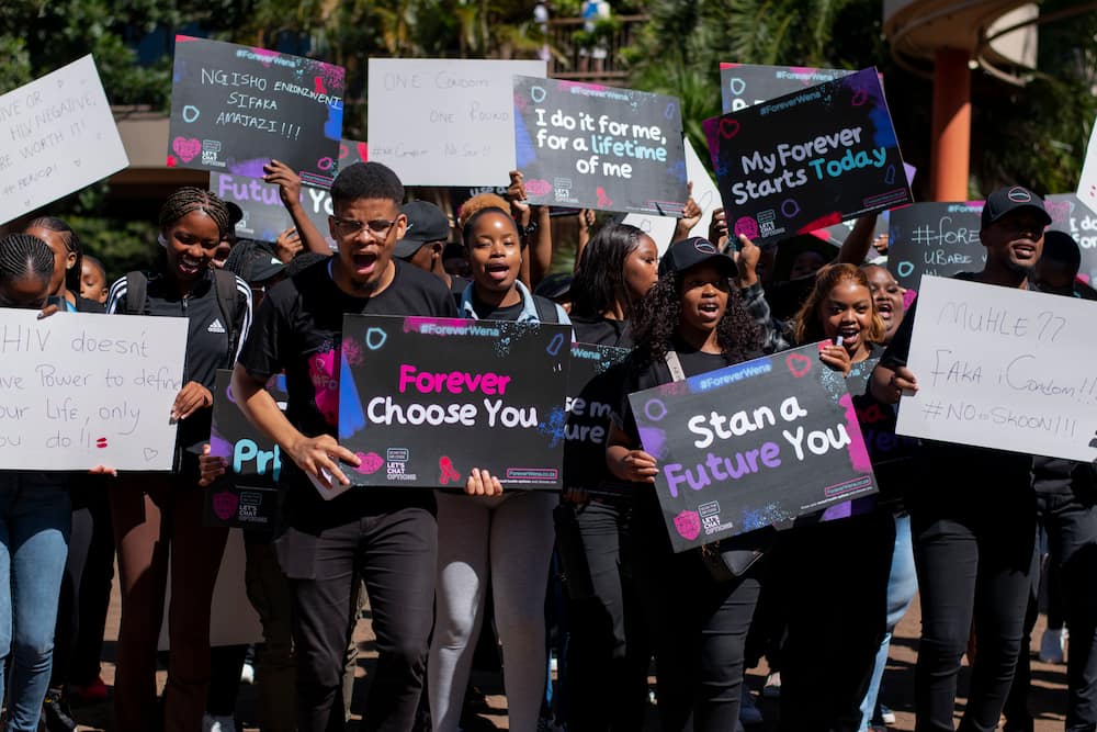 Students marching for 'Forever Wena' campaign
