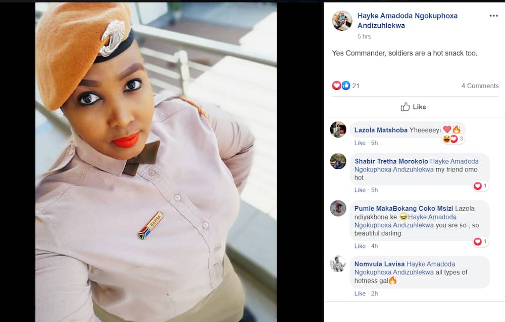 Stunning army women share photos in uniform and impress Mzansi