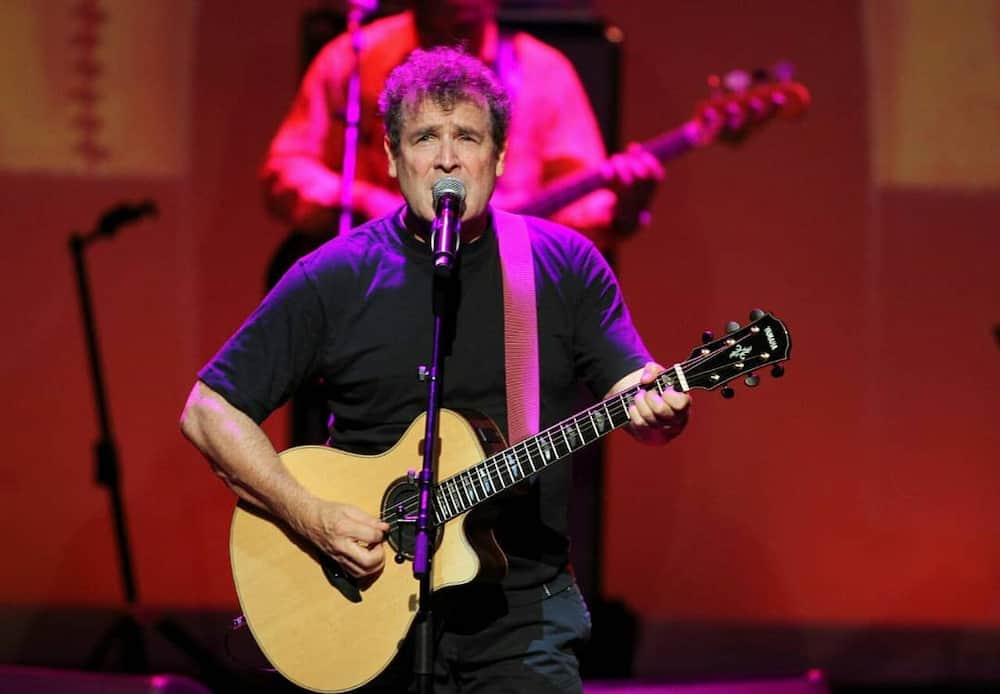 Johnny Clegg biography: age, son, wife, family, songs, illness and death
