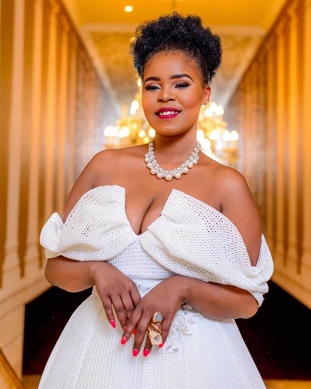 zahara-bio-age-full-name-children-siblings-debt-addiction-songs