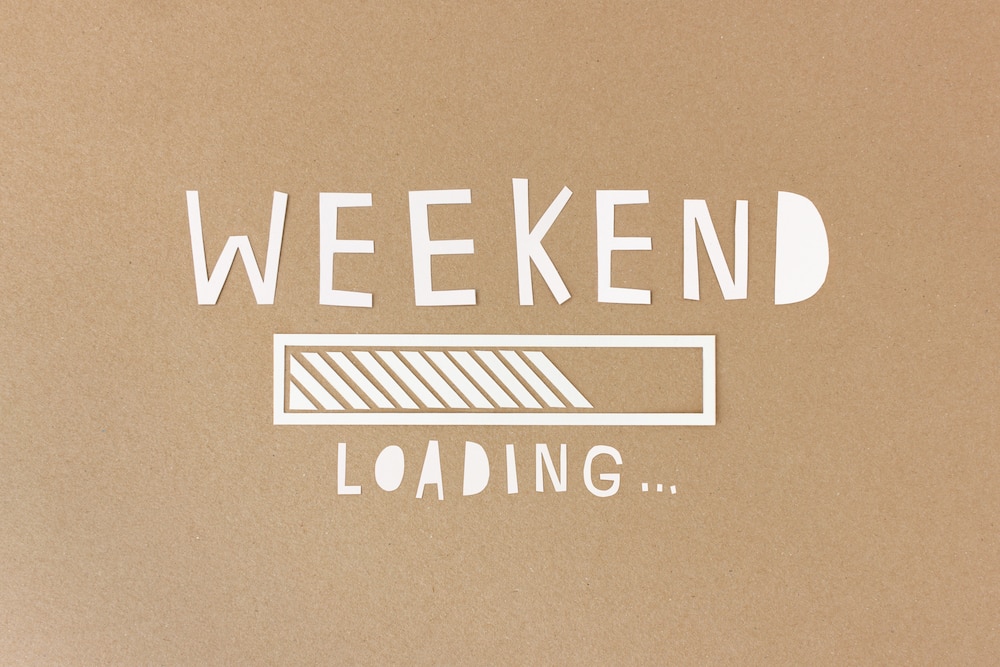 Weekend loading text