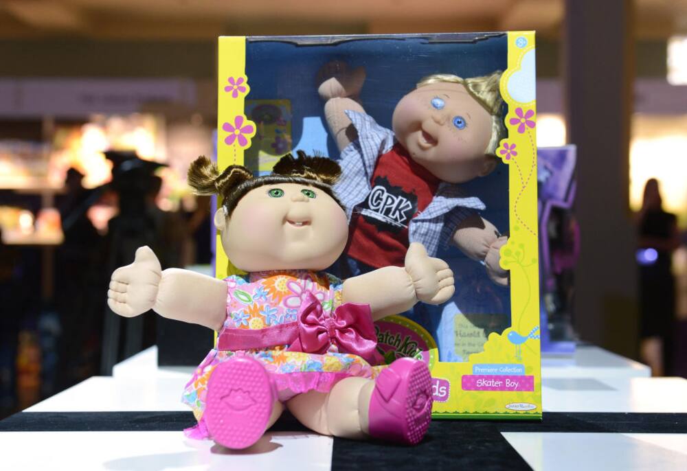 How much did Cabbage Patch dolls cost in 1983?