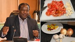 Mzansi in awe of Tito Mboweni's amount of garlic and tomatoes in his latest cooking