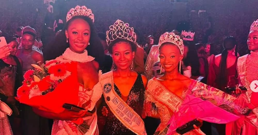 Miss Teen Universe South Africa Lisolethu Jacobs Empowers Youth To ...