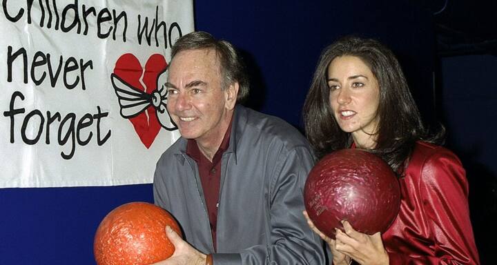 Everything about Neil Diamond's children and spouses: Everything we ...