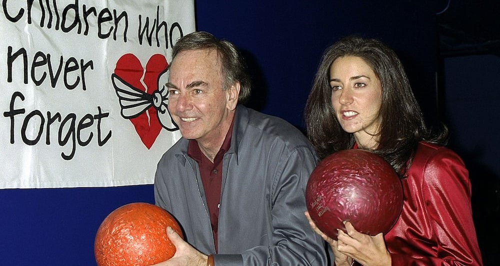 How many times has Neil Diamond been married and how many children does he have?