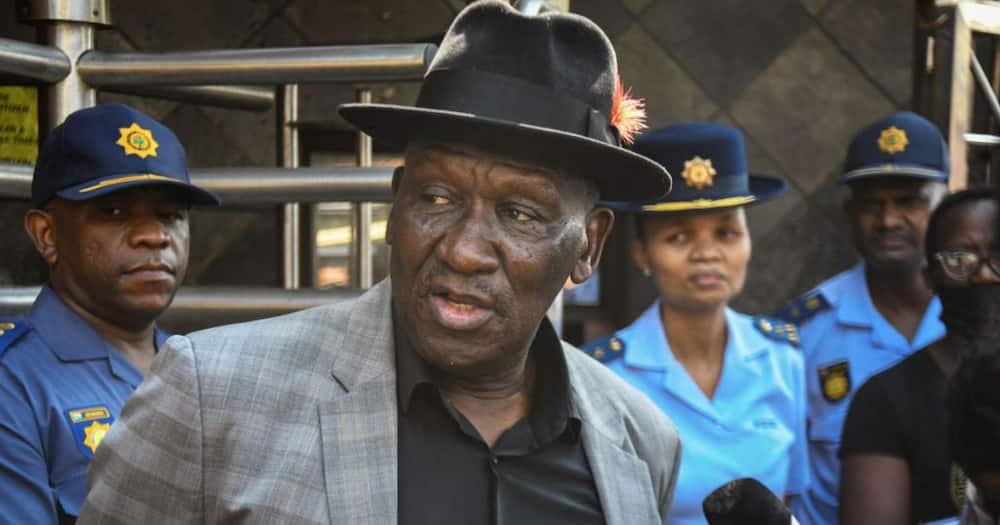 Police, Soweto, SAPS, South Africa, Crime, Bheki Cele, People With Tattoos, Tendency to Be Gangsters