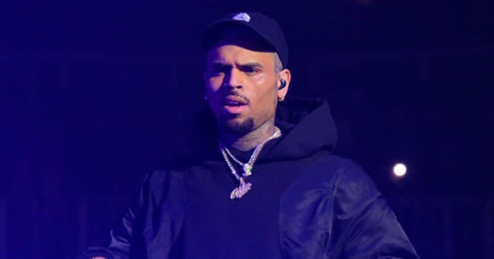 A TikTok user broke up with his girlfriend because of Chris Brown.