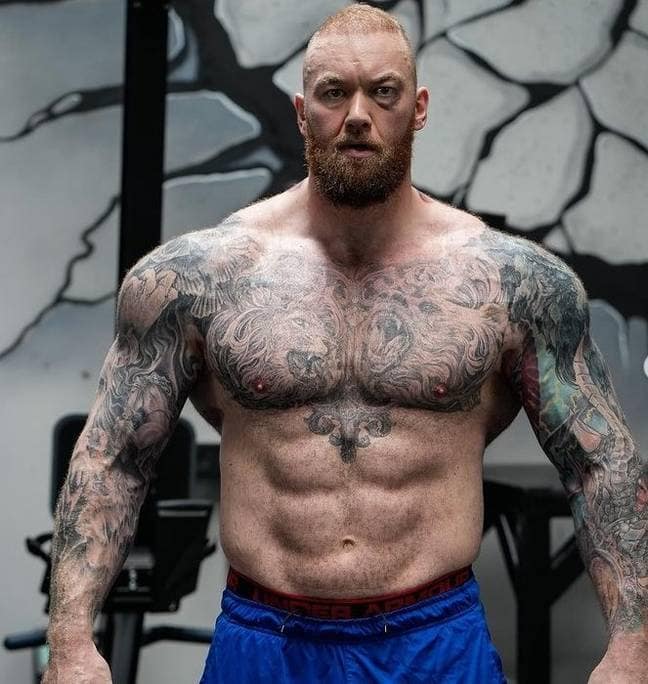 TOP 10 STRONGEST MEN In The World 2022 