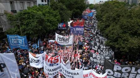 Thousands protest as hunger grows amid Argentine austerity