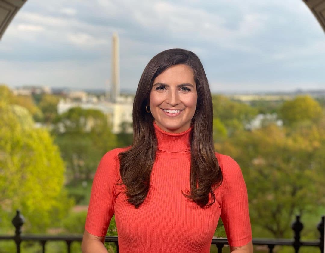 Kaitlan Collins net worth salary family parents career mouth