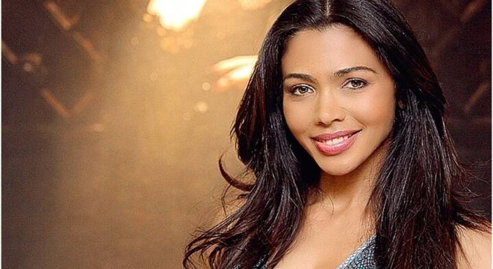 Top 5 List of SA (South African) Female Celebrities Briefly SA