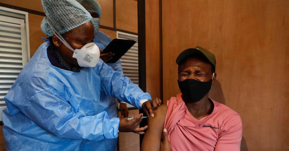 Covid-19, South African Government, Coronavirus Vaccination Mandatory, Minister of health Joe Phaahla