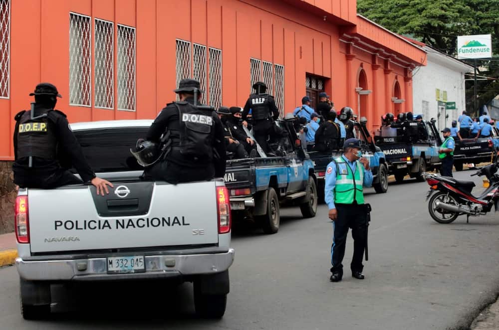 Police surround the bishop's residence in Matagalpa