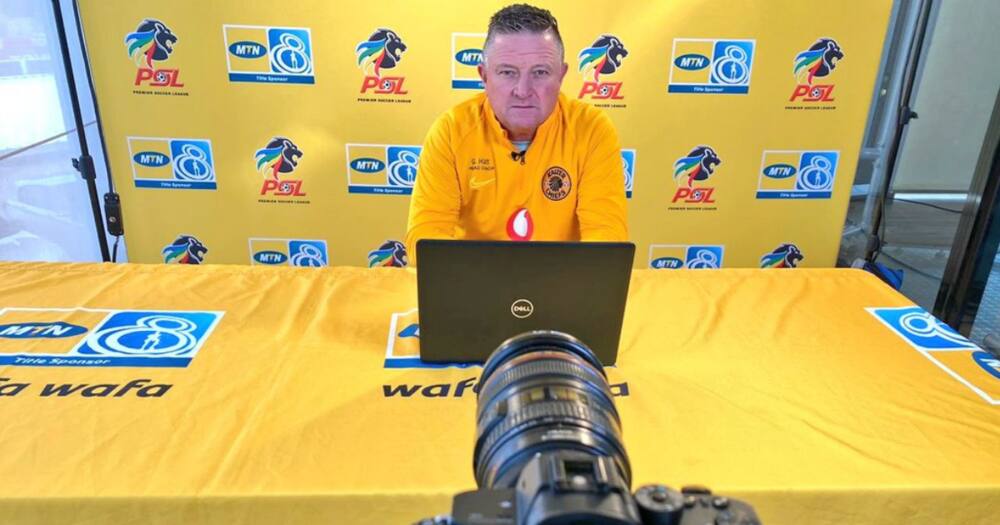 Gavin Hunt is not being blamed for the Chief's poor performance. Photo credit: Twitter/Kaizer Chiefs