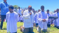 Jacob Zuma turns to Shembe church for divine intervention in unending legal struggles, receives blessings