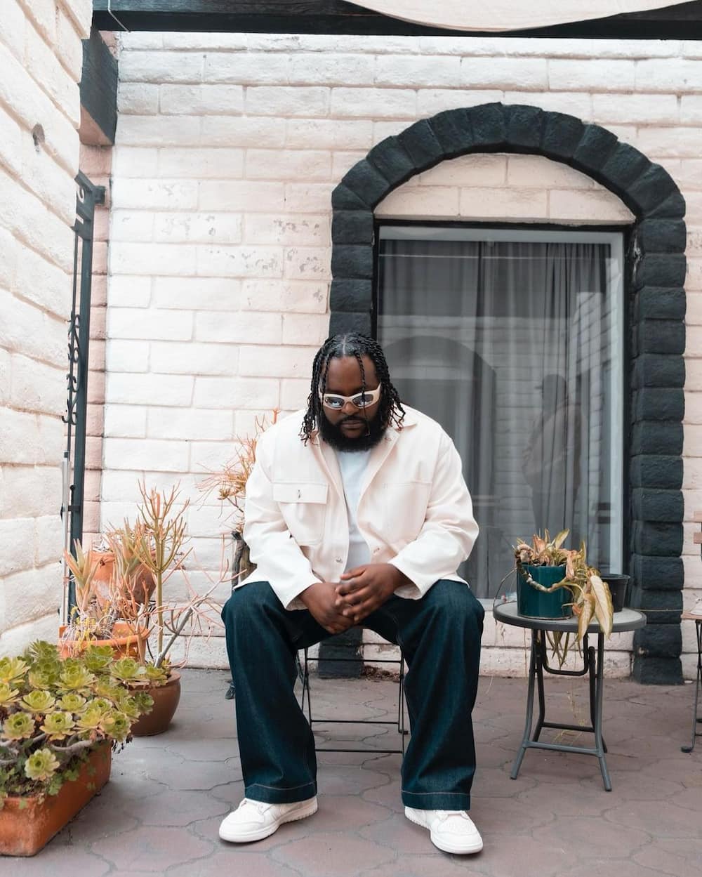 Bas announces his return to South Africa