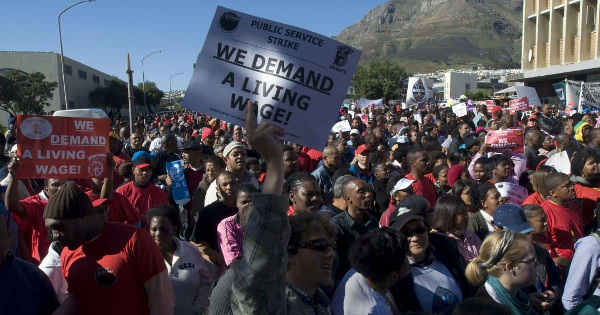 over-200k-civil-servants-to-strike-over-salary-disputes-mzansi-divided