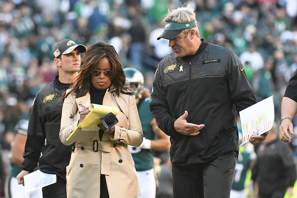 Pam Oliver - Wikipedia