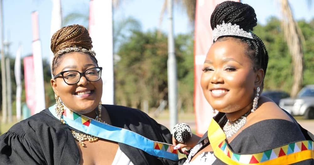 Sisters, Graduate Together, Ukzn, Academic Parents, Mzansi