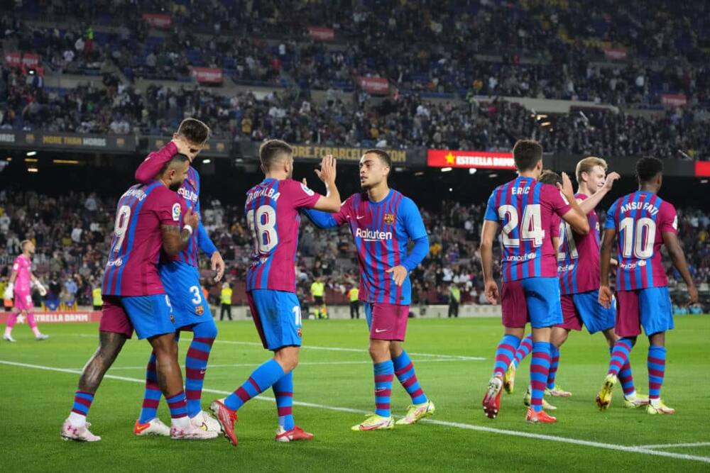 Barcelona end 2 games losing streak after coming from behind to beat Valencia at Camp Nou
