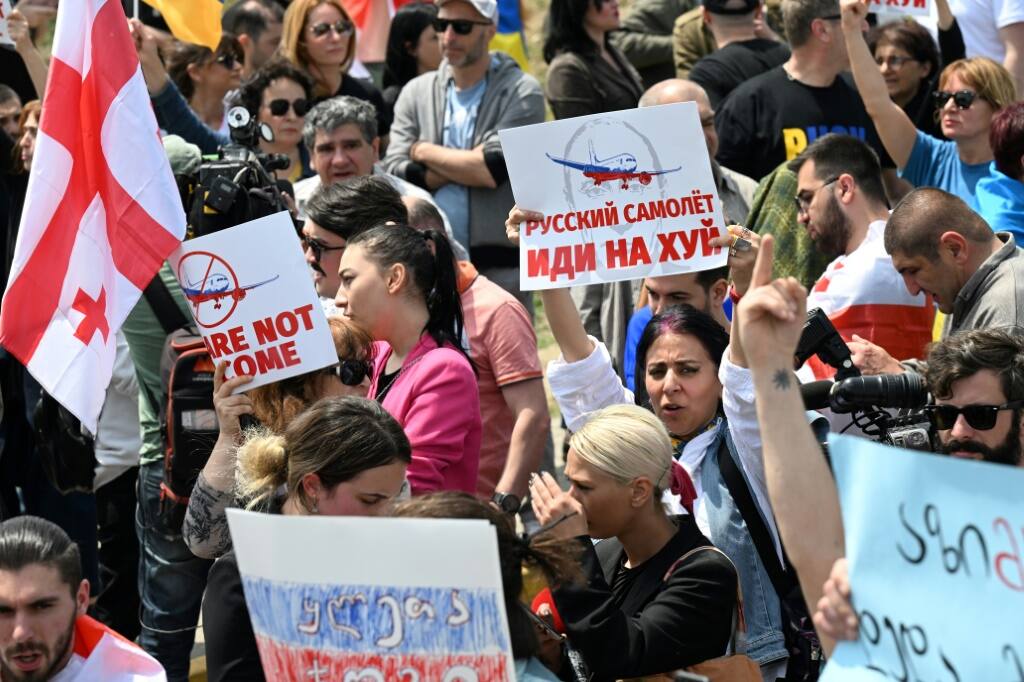 Protests Greet First Russian Plane To Land In Georgia In Years ...