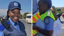 Cape Town cop receives honour for soothing distressed toddler while working on car crash scene in a viral photo