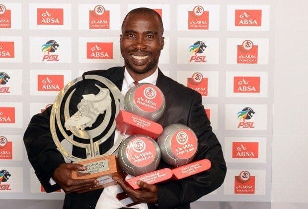 Siyabonga Nomvethe Biography Age Measurements Wife Current Team Stats And Net Worth