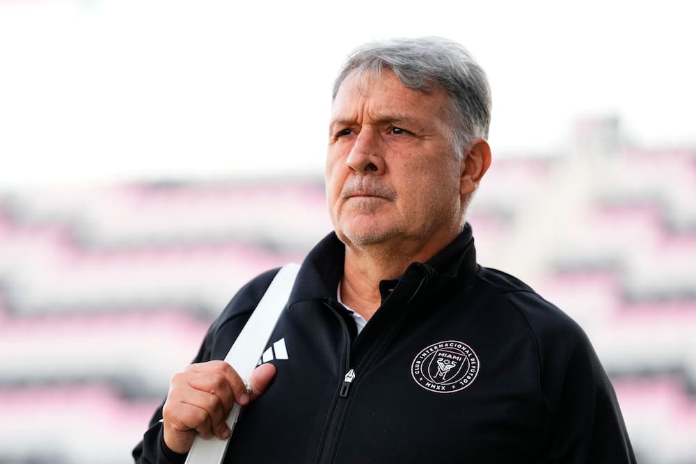 Gerardo Martino of Inter Miami CF arrives before a friendly match against Newell's Old Boys