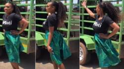 “Proof of payment”: Mzansi celebrate with lady who welcomes lobola cows in viral video